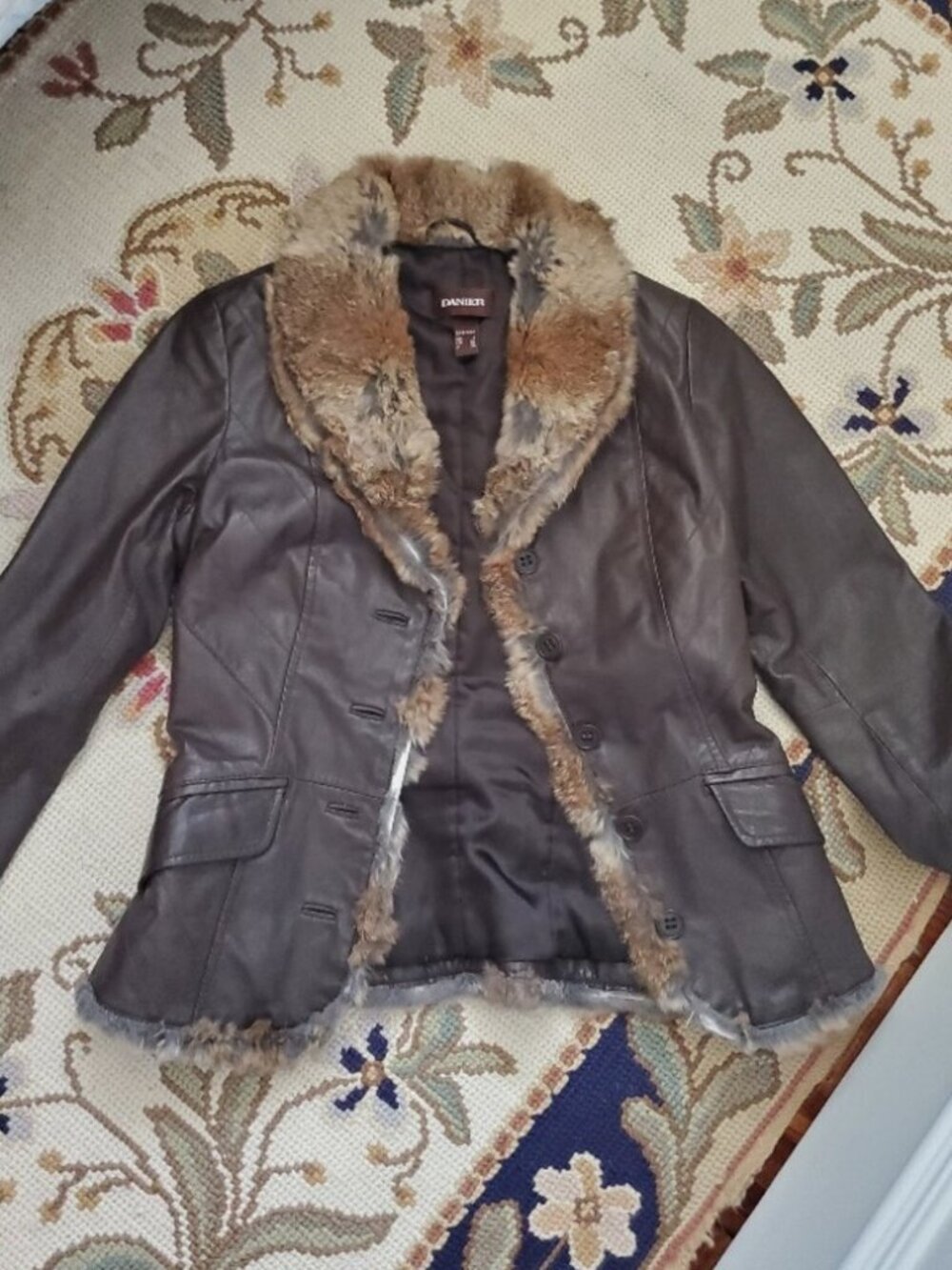 Vintage 90s Original Danier Leather Rabbit Fur Collar Gothic Leather Jacket